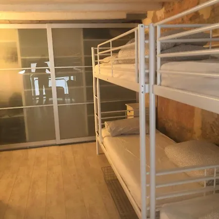 Vila Mar Residencial بيت شباب *